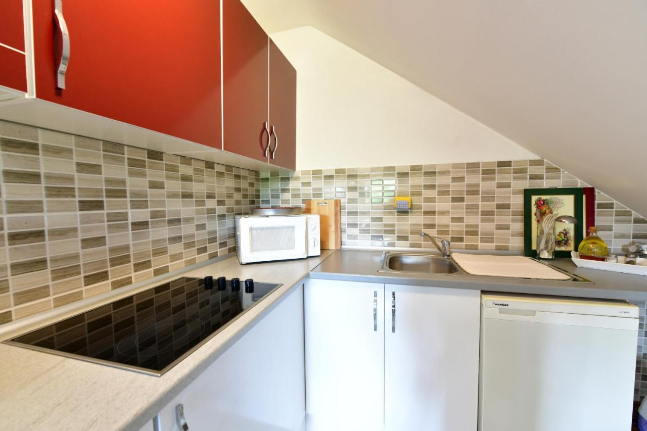 Apartman Jelena Rakovica Exterior foto